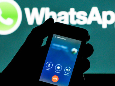 WhatsApp отказался от абонентской платы